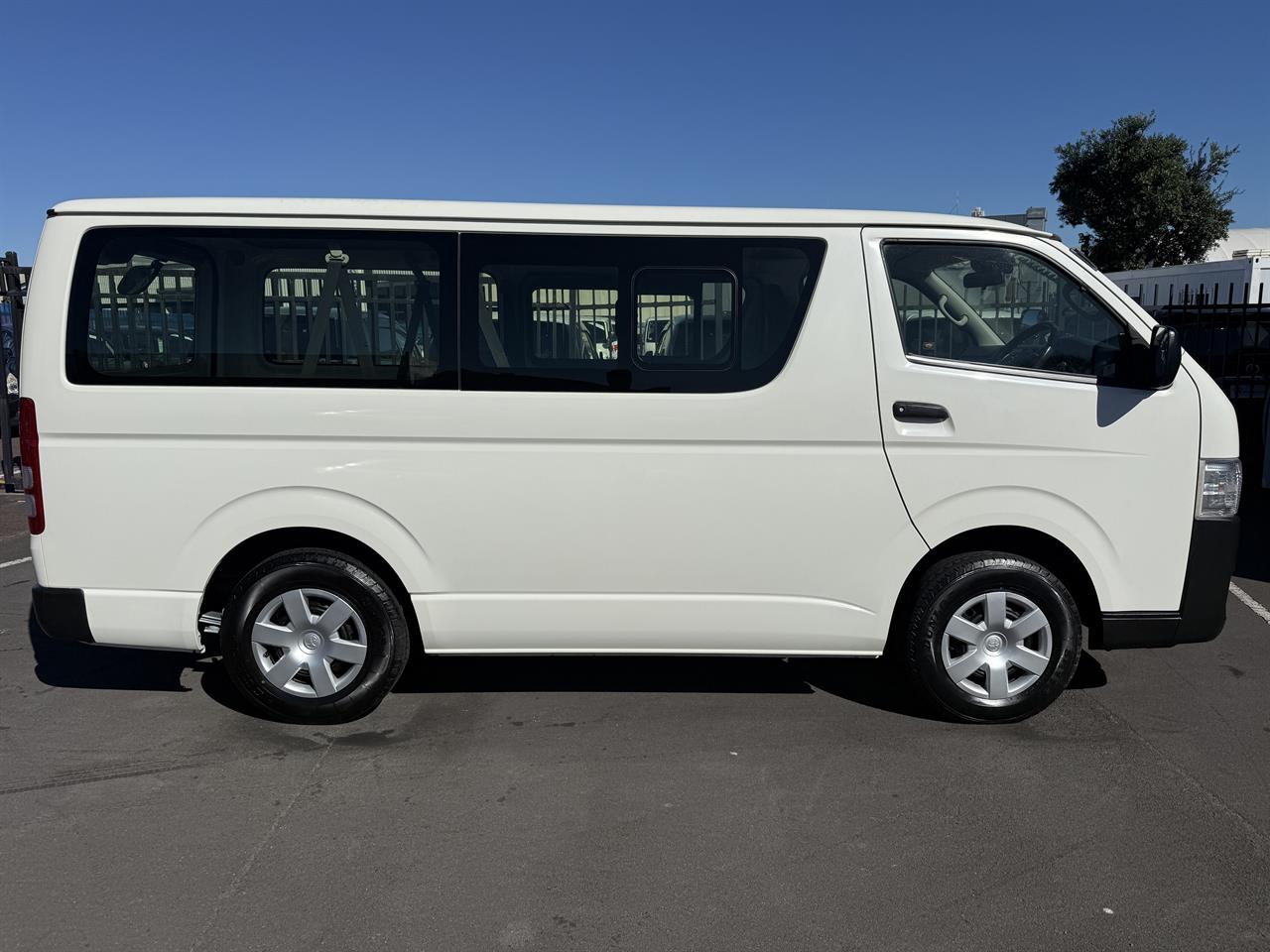 2019 Toyota Hiace thumbnail