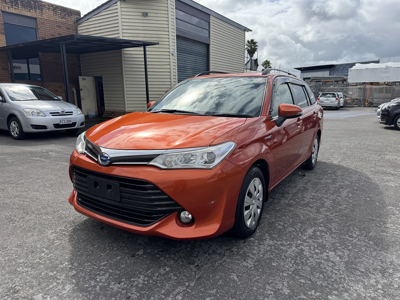 2015 Toyota Corolla thumbnail