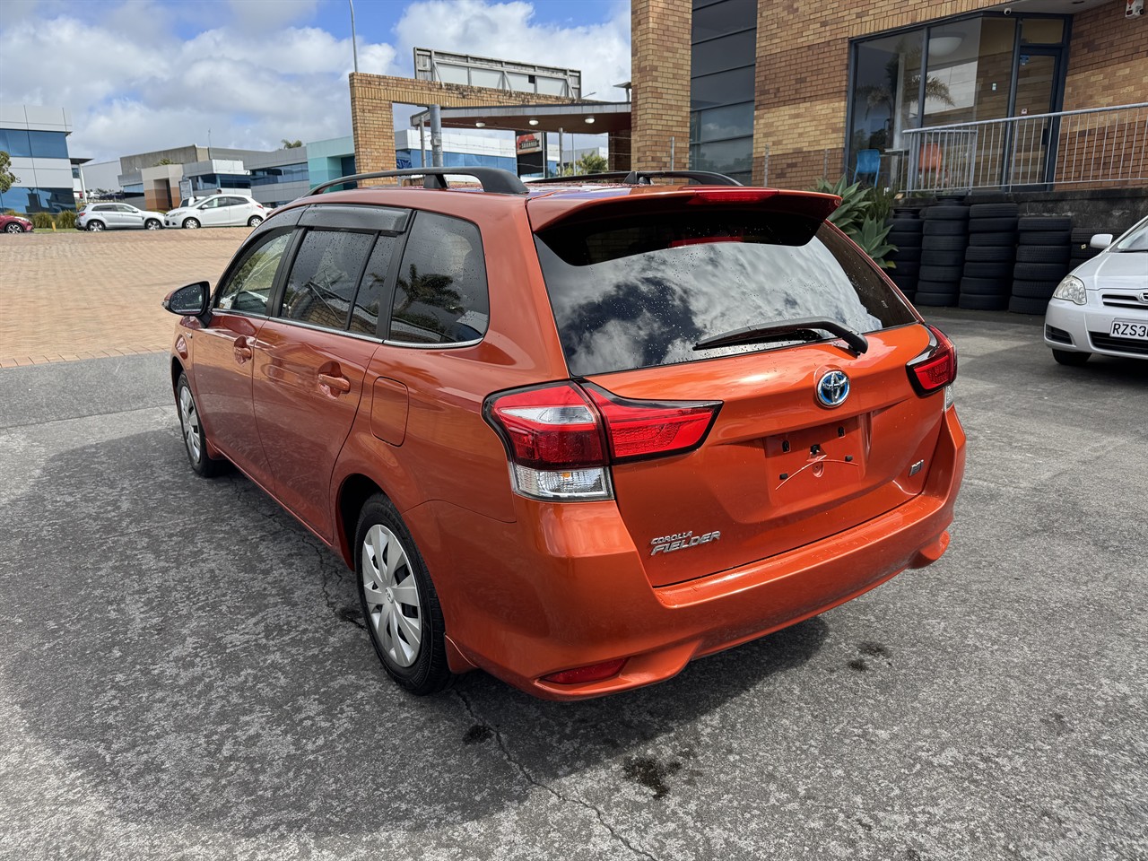 2015 Toyota Corolla thumbnail
