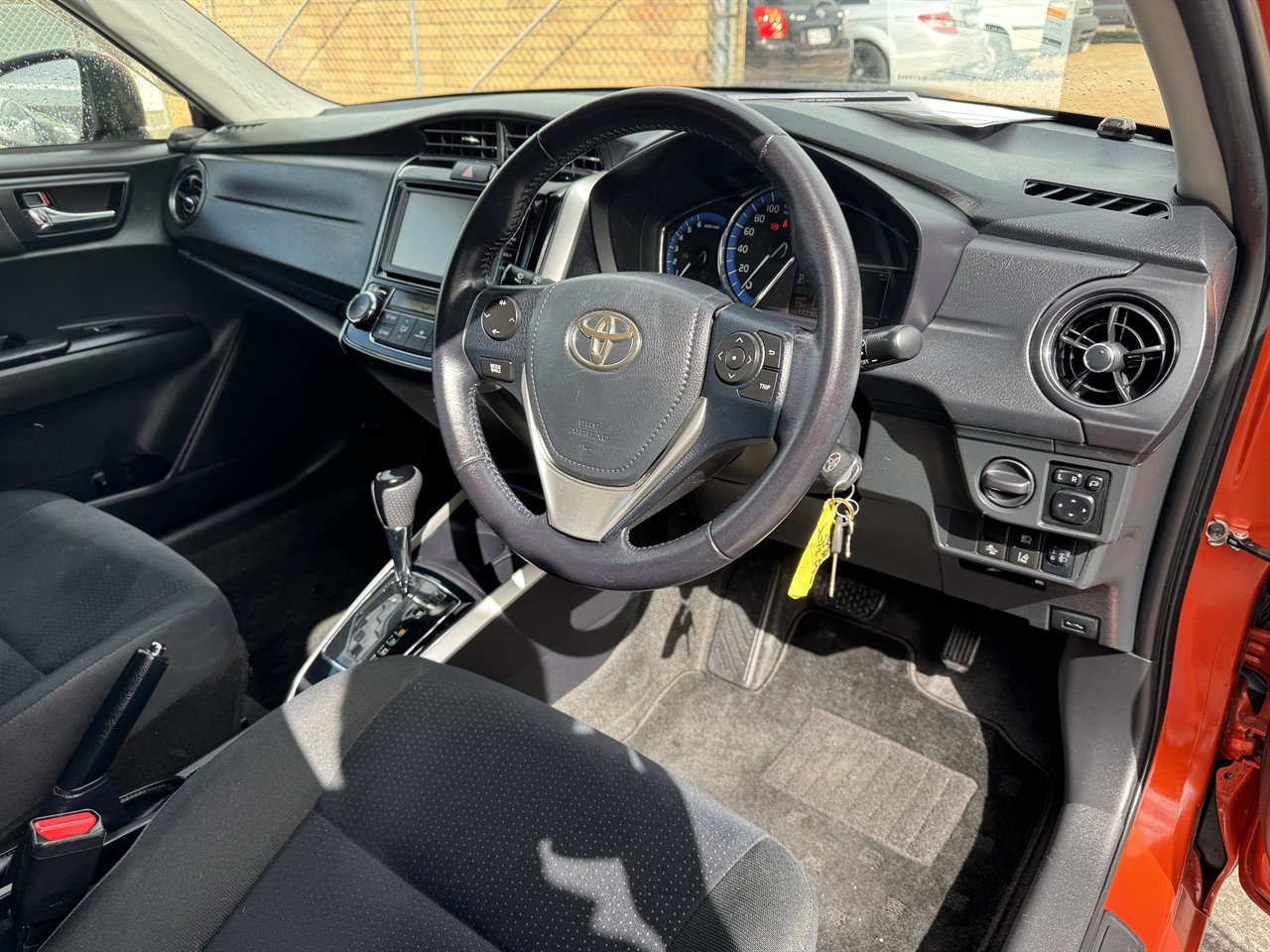 2015 Toyota Corolla thumbnail