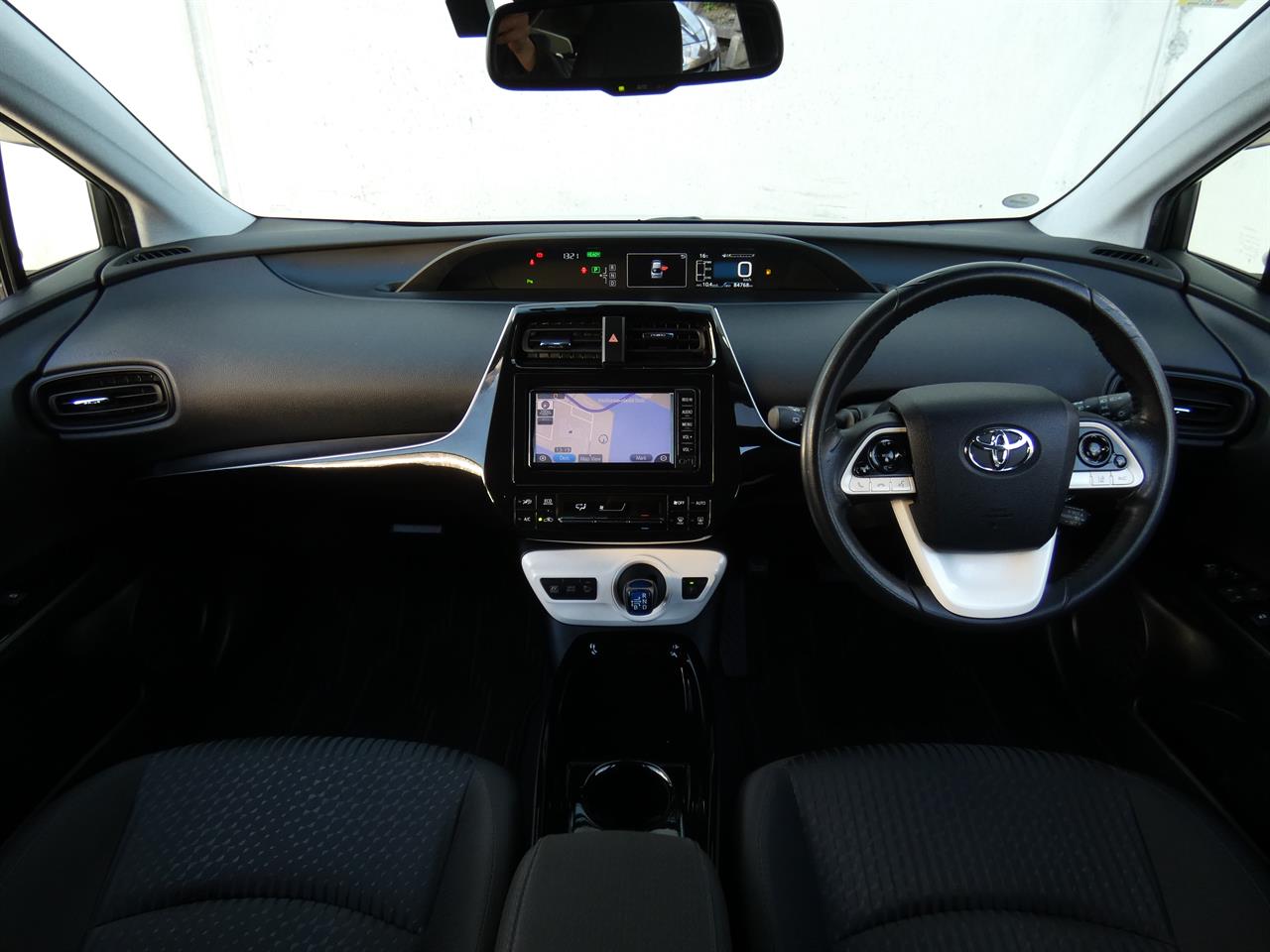 2018 Toyota Prius thumbnail