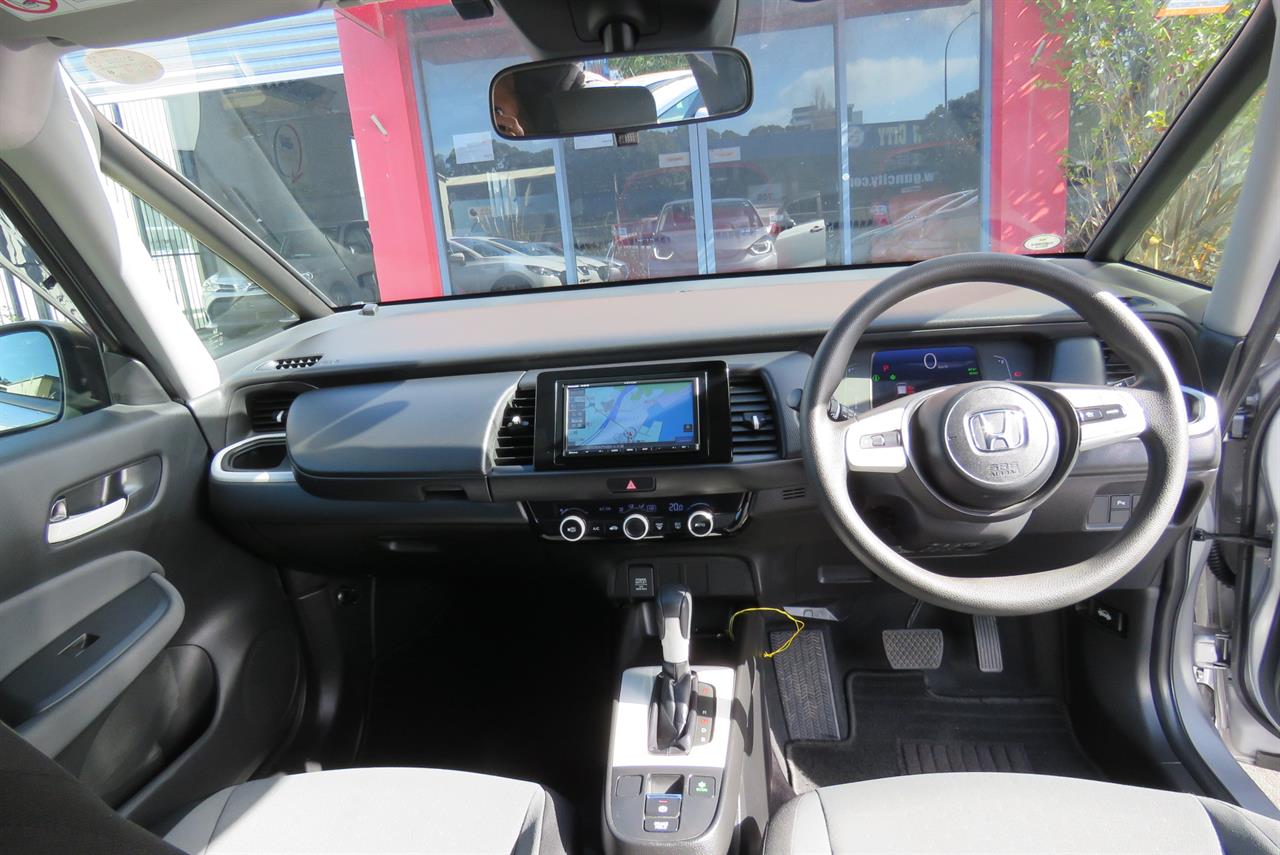 2021 Honda Fit thumbnail