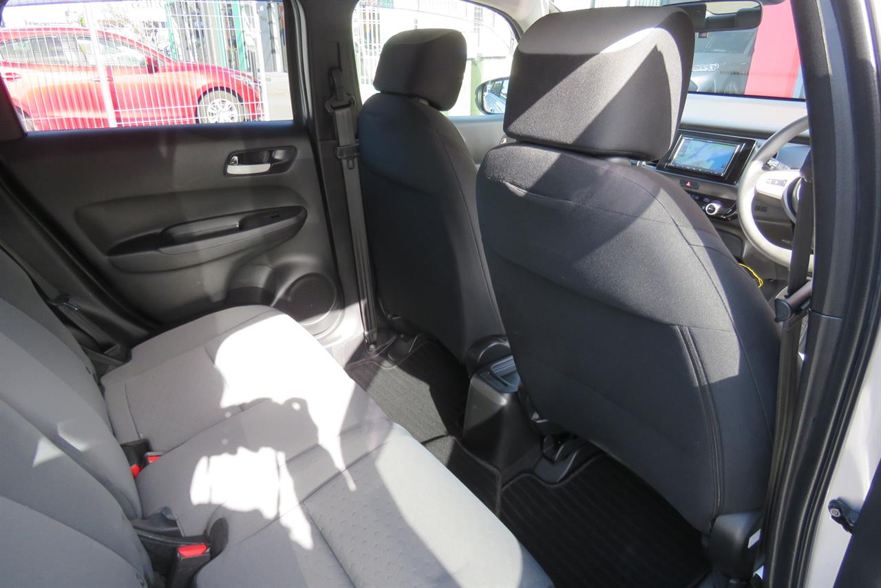2021 Honda Fit thumbnail