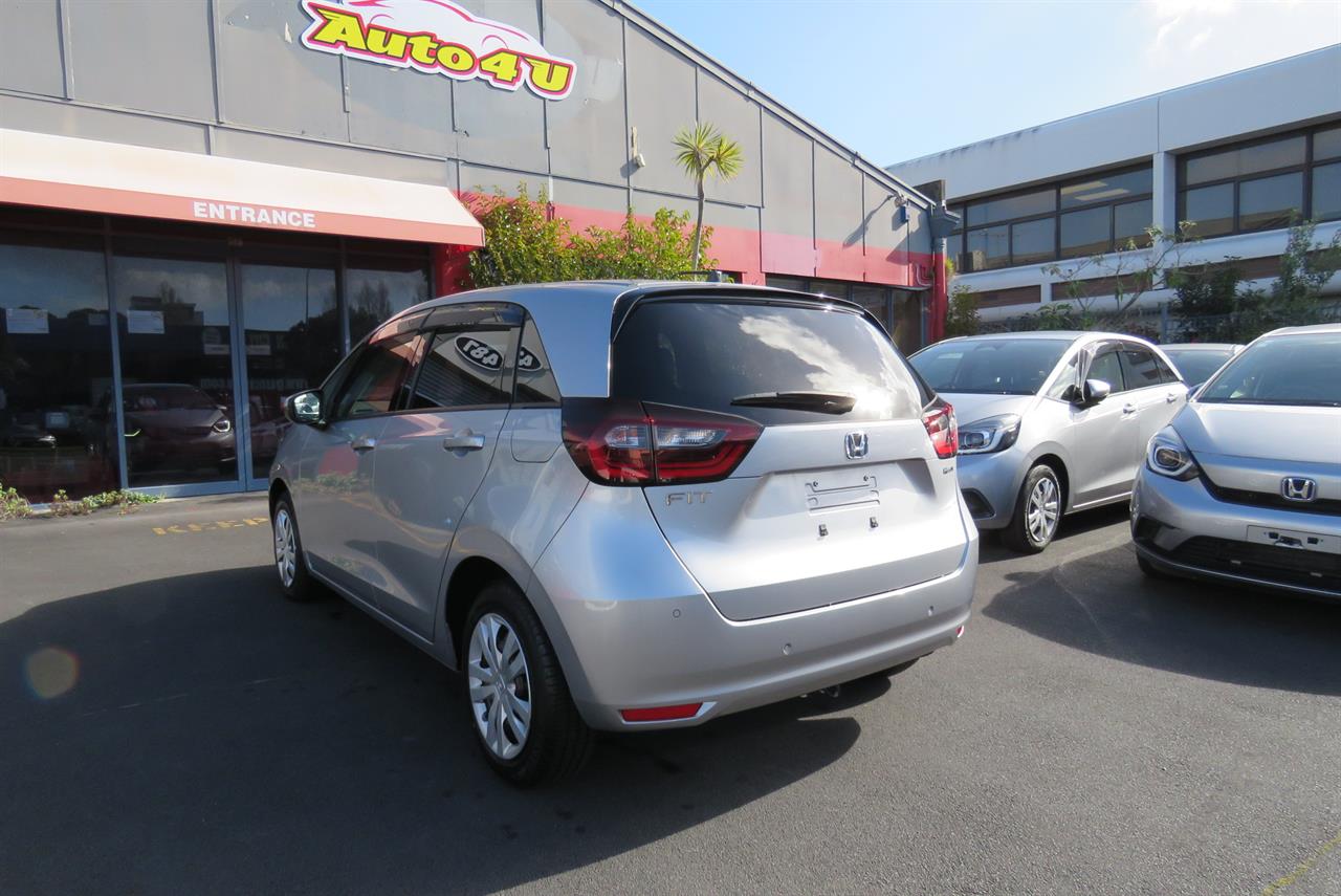 2021 Honda Fit thumbnail