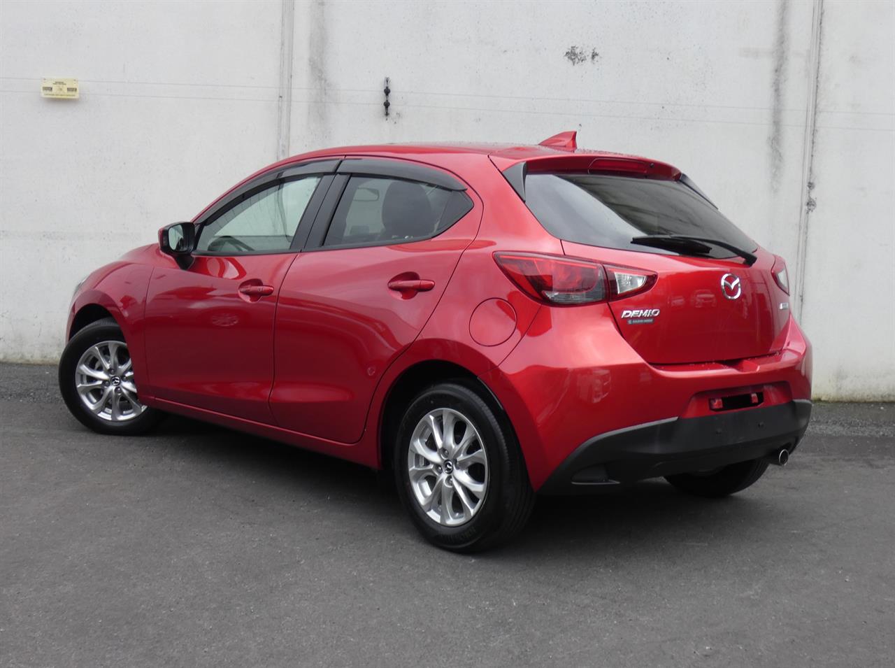 2016 Mazda DEMIO thumbnail