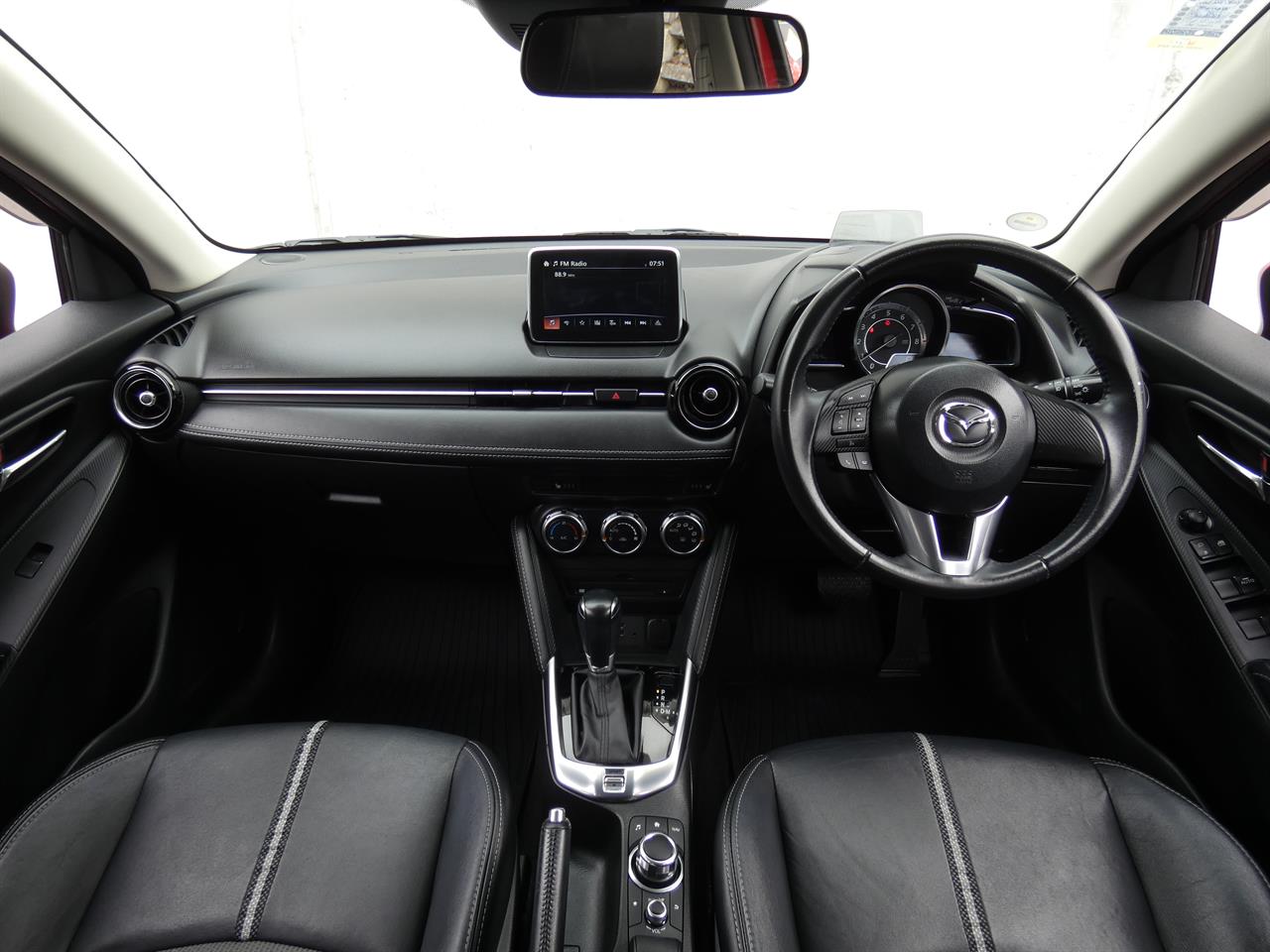 2016 Mazda DEMIO thumbnail