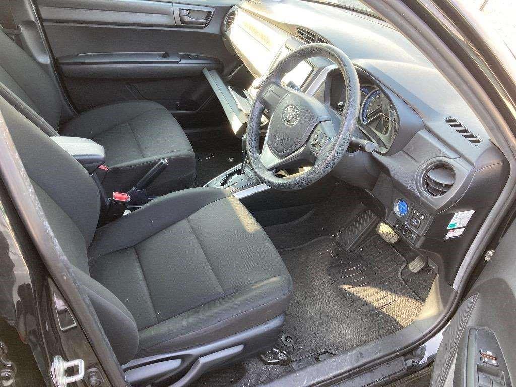 2021 Toyota COROLLA thumbnail