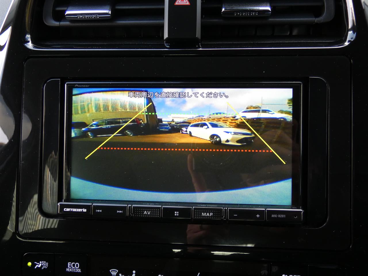 2021 Toyota Prius thumbnail