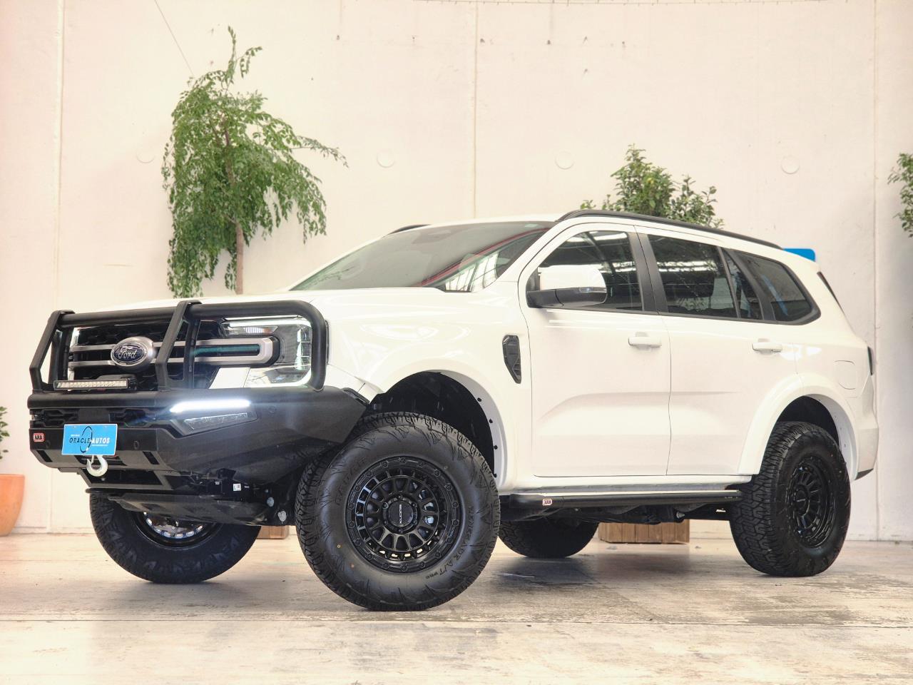 2024 Ford Everest thumbnail