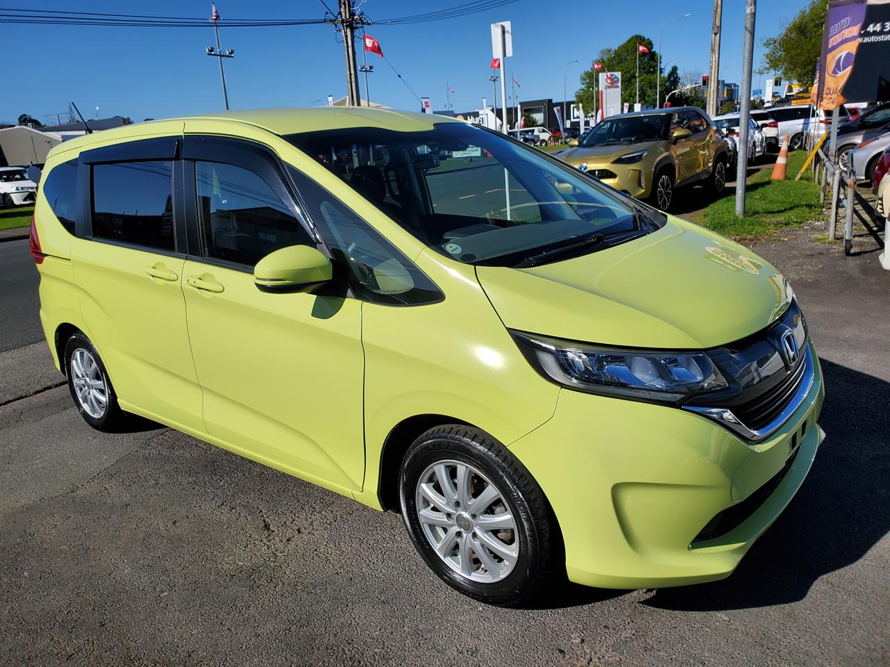 2018 Honda Freed thumbnail