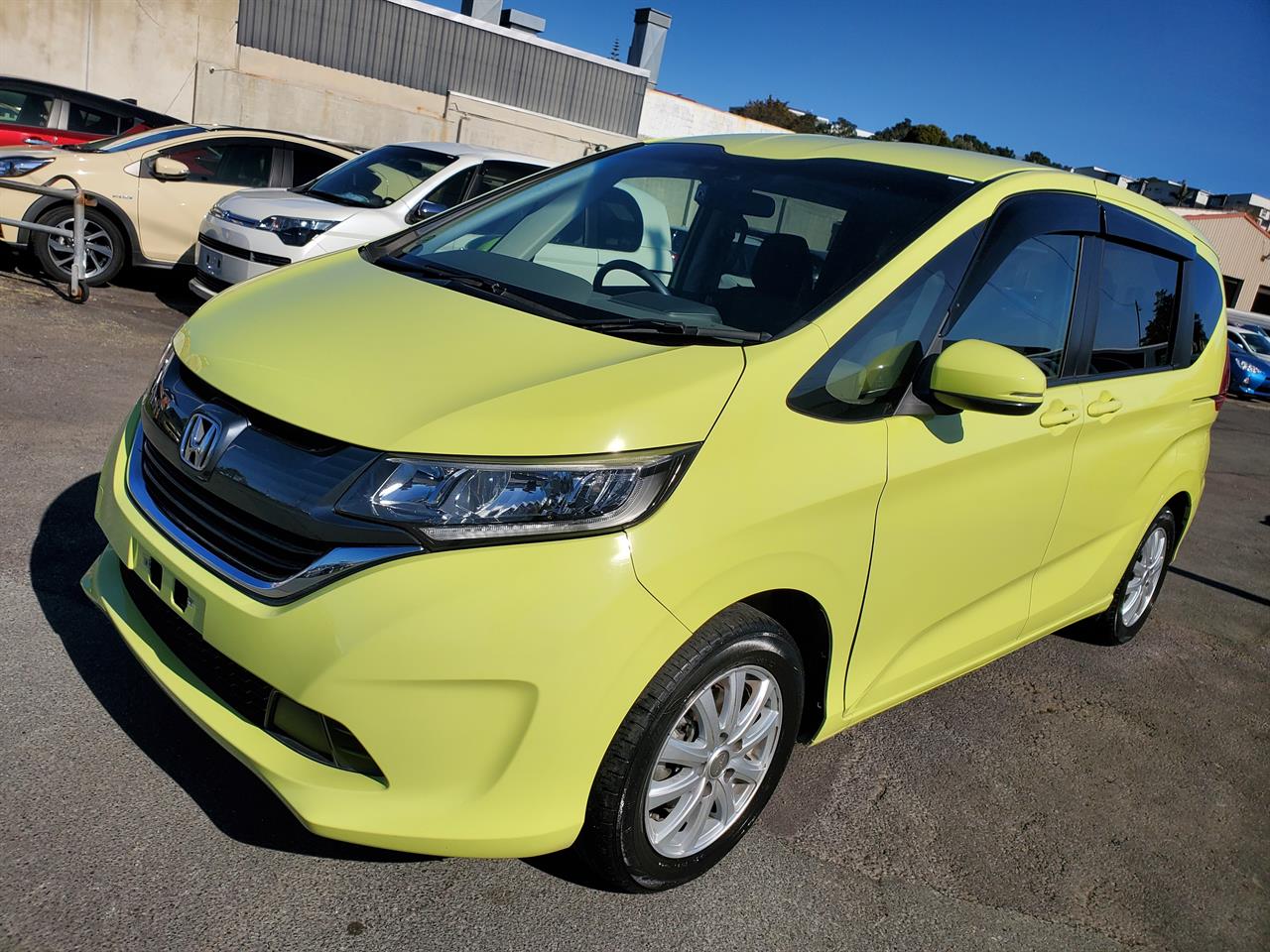 2018 Honda Freed thumbnail