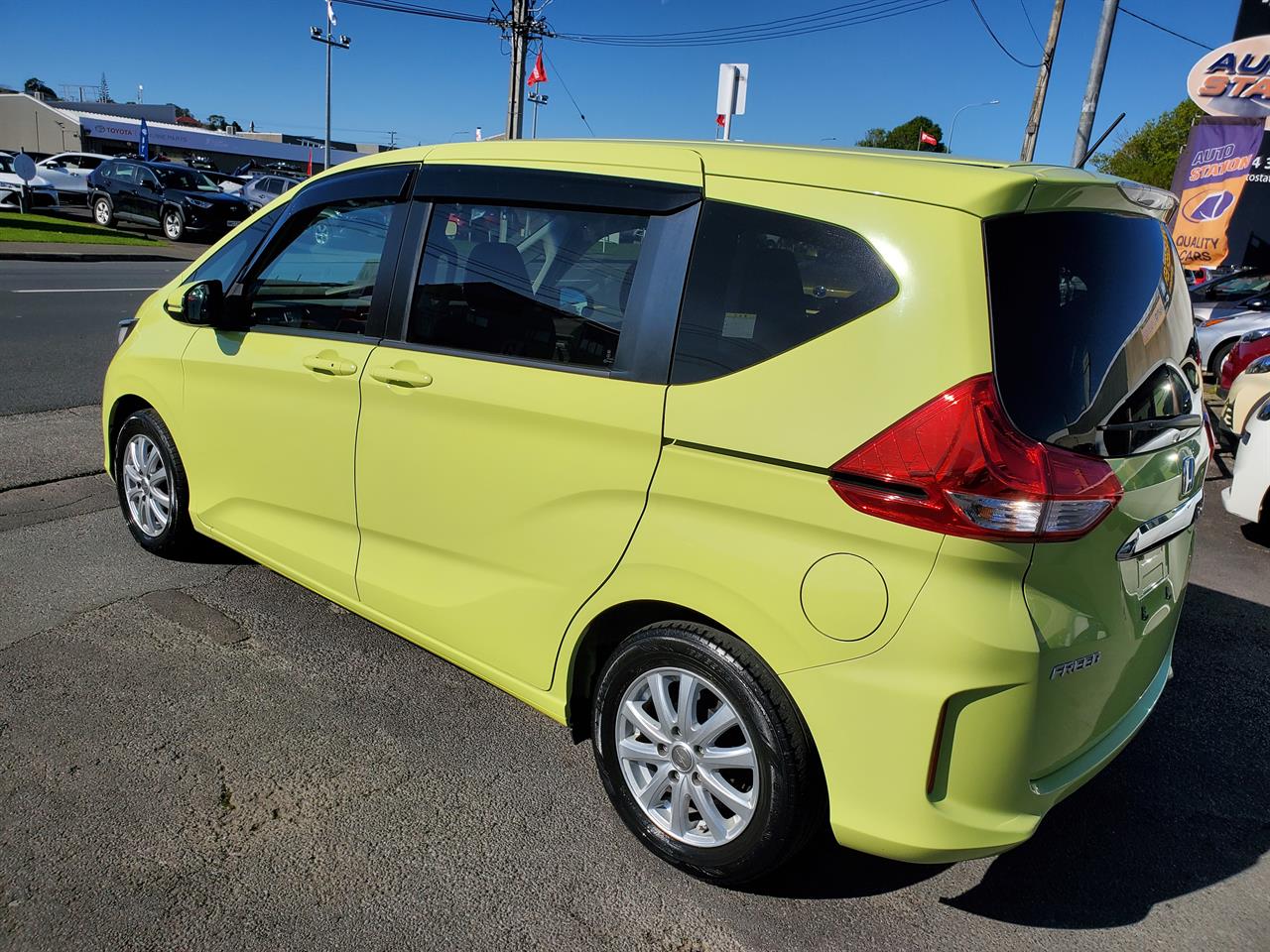 2018 Honda Freed thumbnail