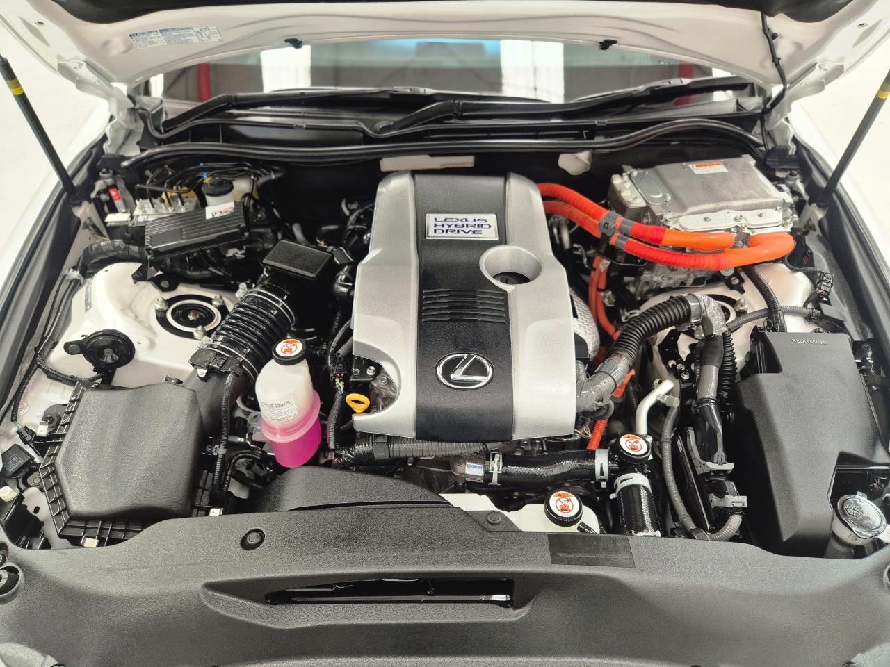 2016 Lexus IS thumbnail