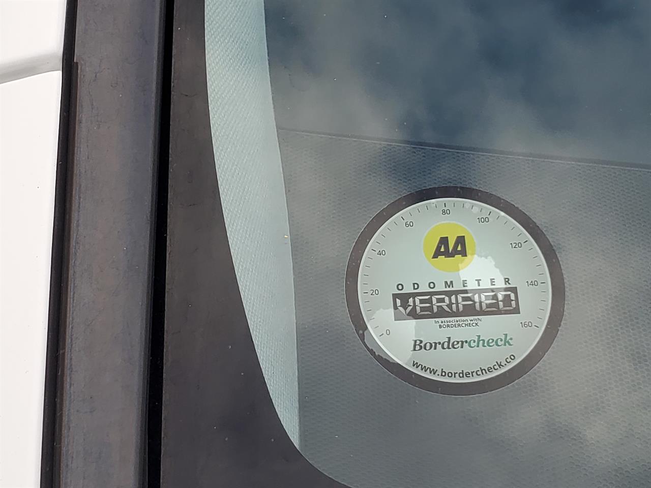 2019 Toyota Prius thumbnail