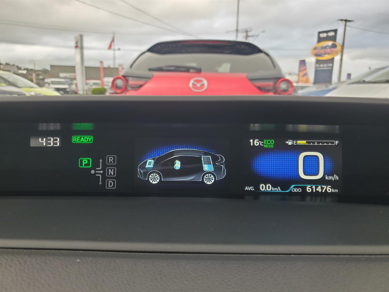 2019 Toyota Prius thumbnail