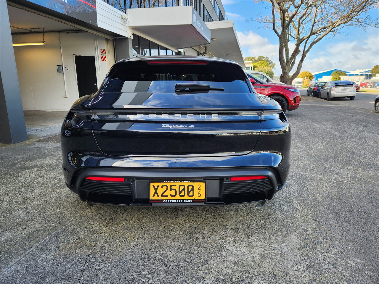 2021 Porsche Taycan thumbnail