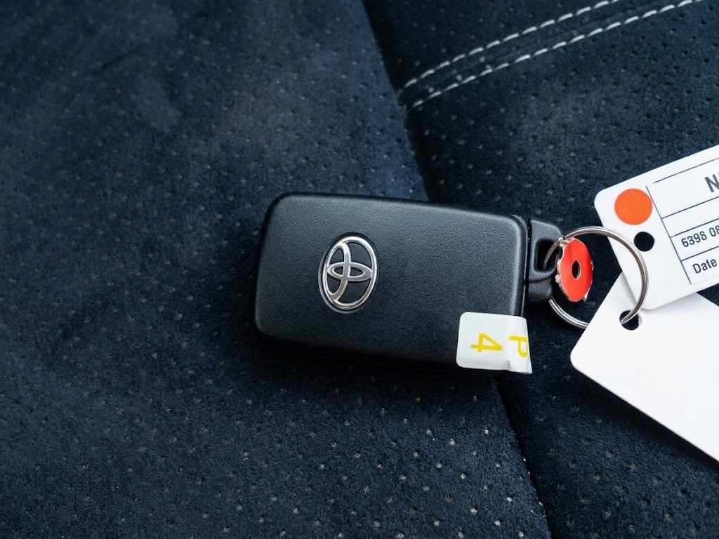 2016 Toyota Aqua thumbnail