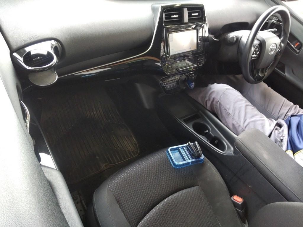 2019 Toyota Prius thumbnail