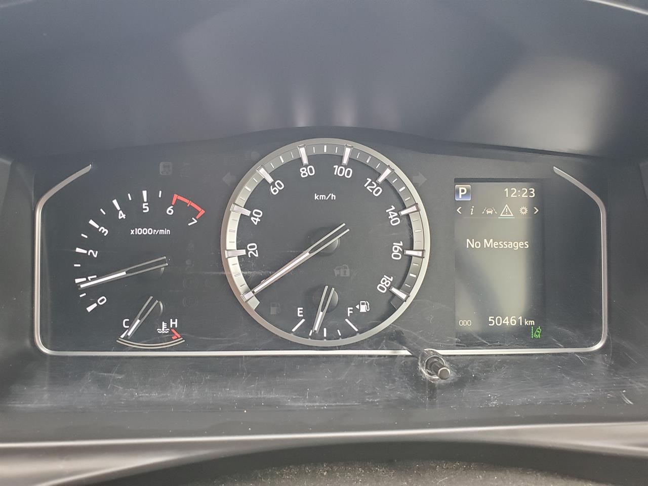 2020 Toyota Hiace thumbnail