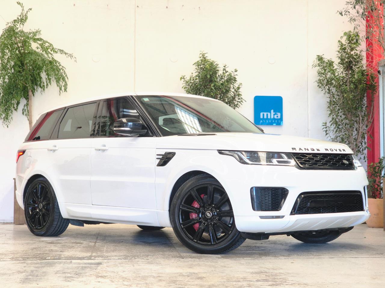 2019 Land Rover Range thumbnail