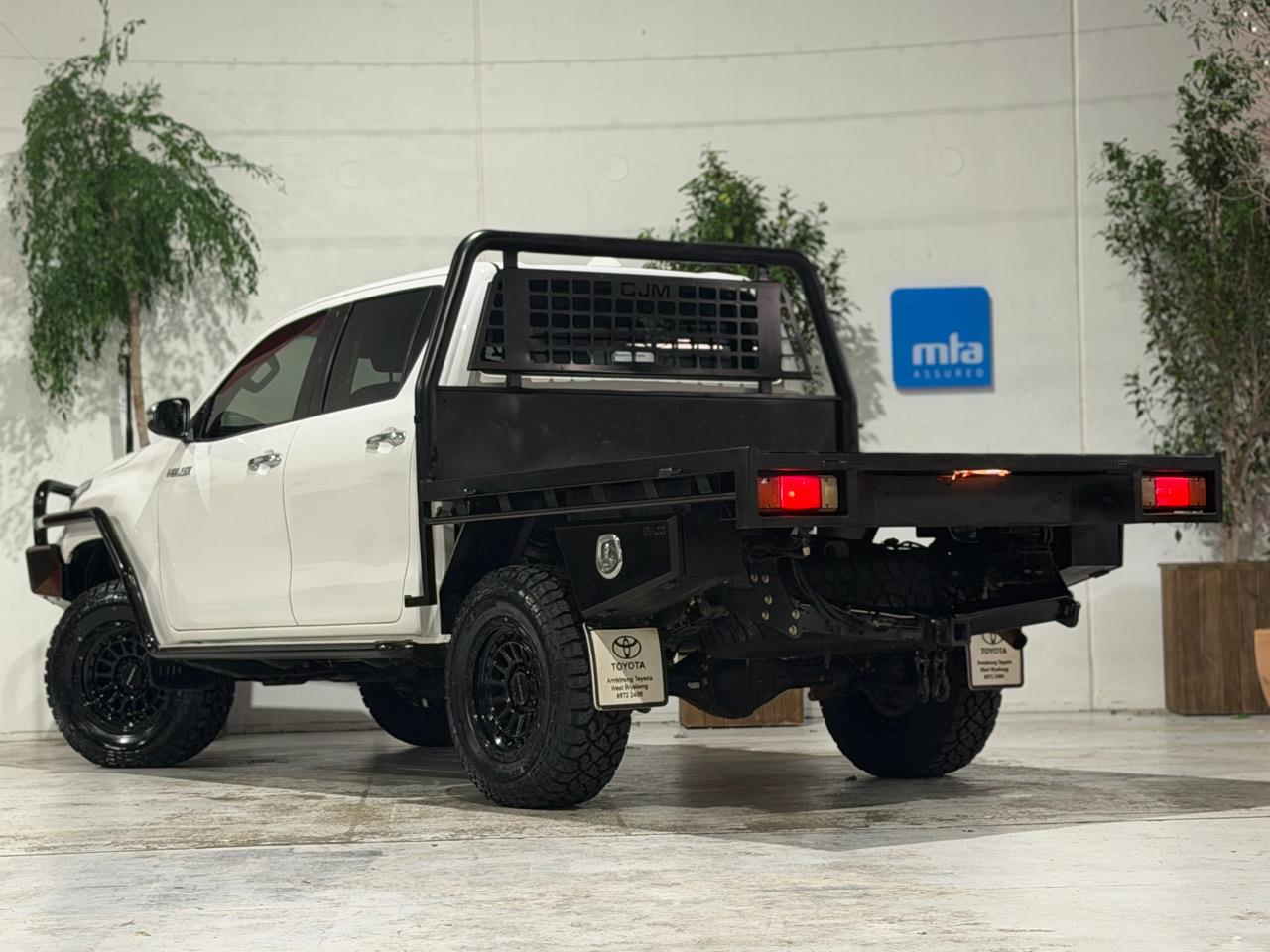 2022 Toyota Hilux thumbnail