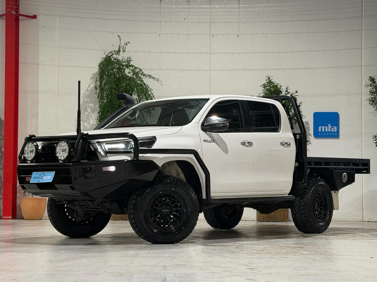 2022 Toyota Hilux thumbnail