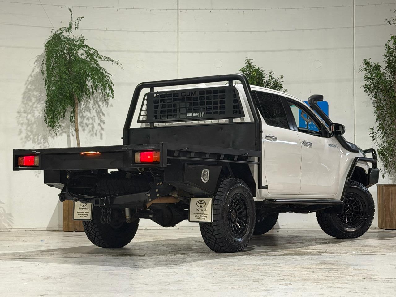2022 Toyota Hilux thumbnail