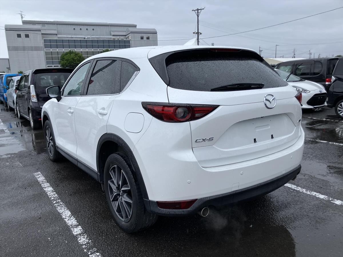2018 Mazda CX-5 thumbnail