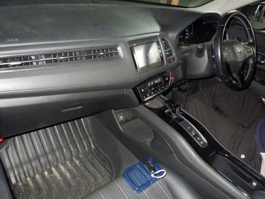 2016 Honda Vezel thumbnail