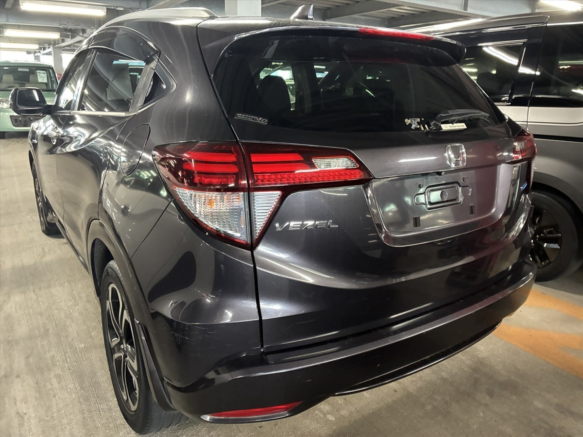 2015 Honda Vezel thumbnail