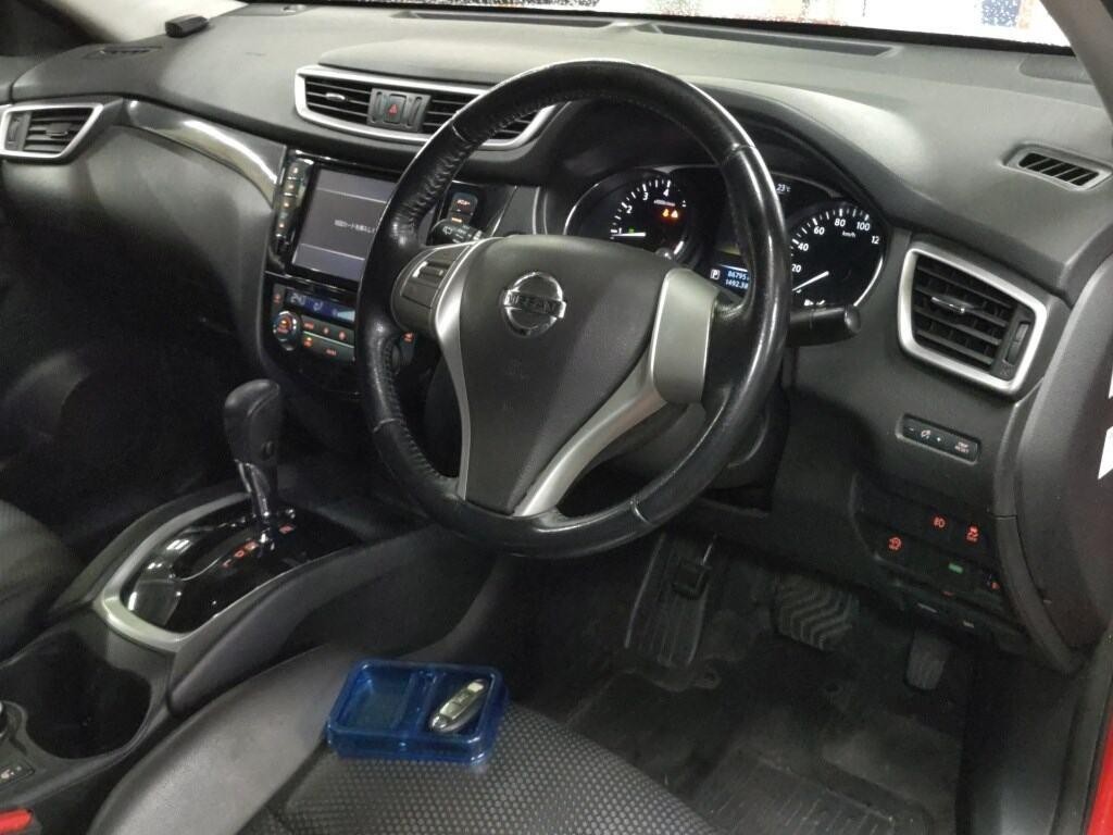 2015 Nissan X-Trail thumbnail
