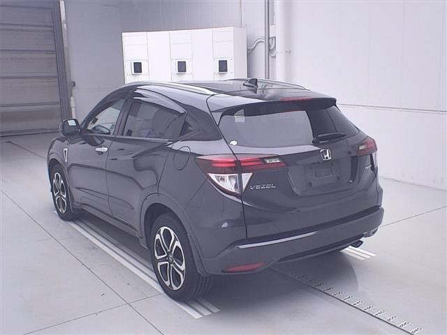 2015 Honda Vezel thumbnail