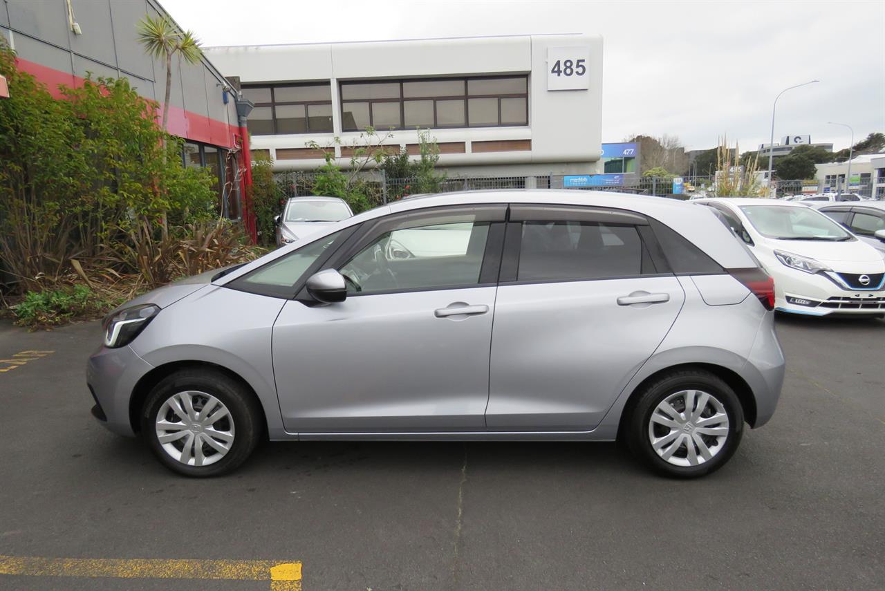 2021 Honda Fit thumbnail
