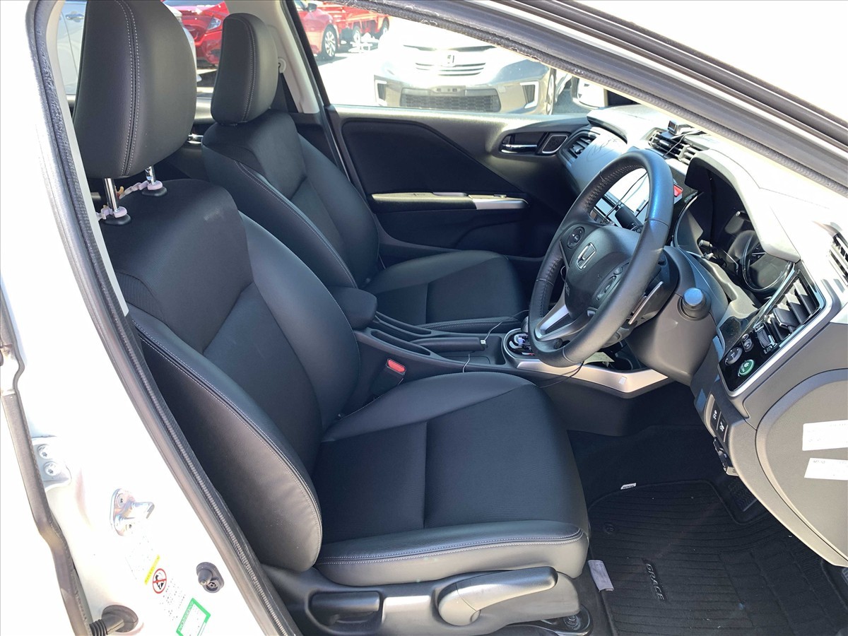 2015 Honda GRACE thumbnail