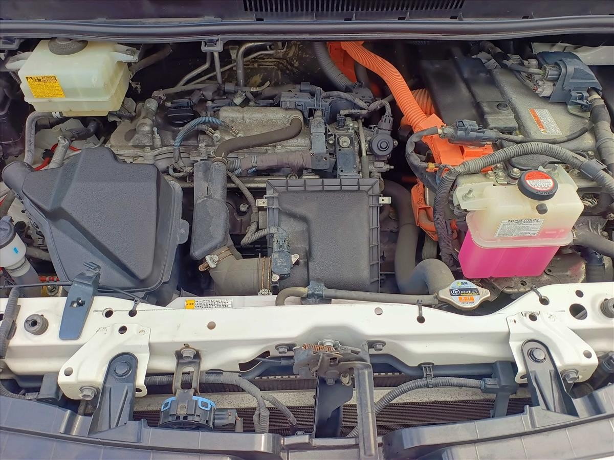 2015 Toyota Voxy thumbnail