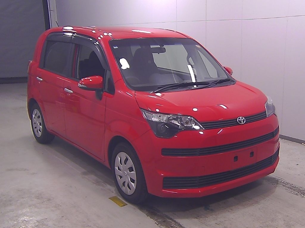 2014 Toyota Spade thumbnail
