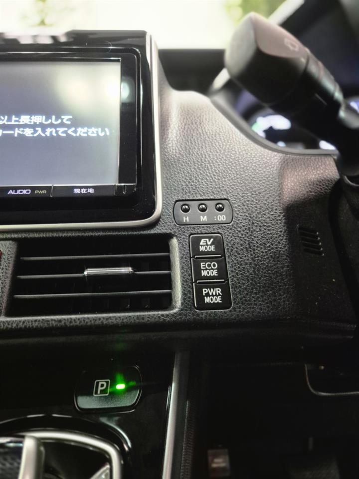 2015 Toyota ESQUIRE thumbnail