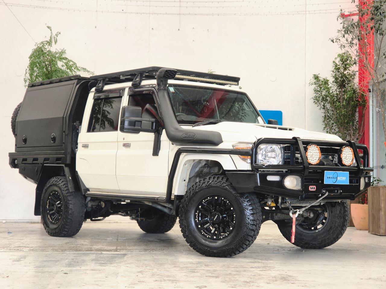 2019 Toyota Landcruiser thumbnail