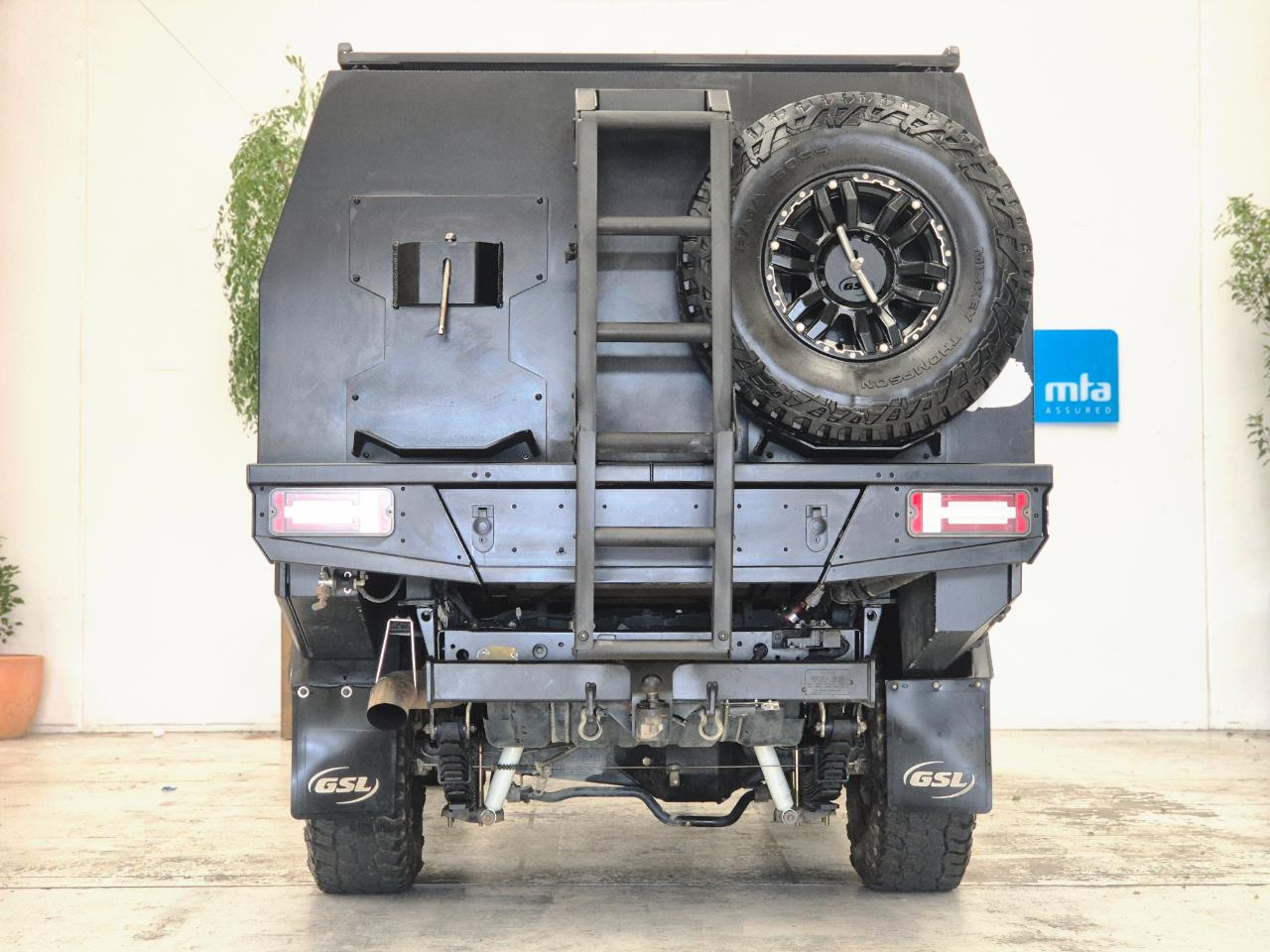 2019 Toyota Landcruiser thumbnail
