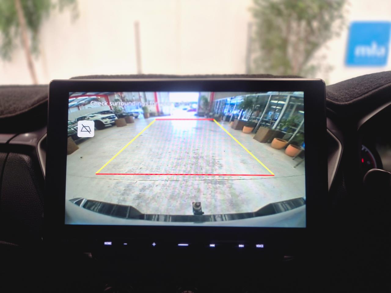 2020 Isuzu D-Max thumbnail