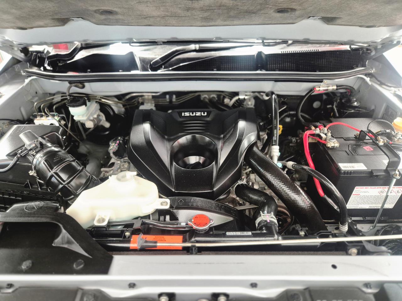 2020 Isuzu D-Max thumbnail
