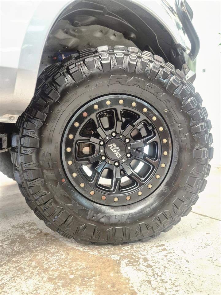 2020 Isuzu D-Max thumbnail