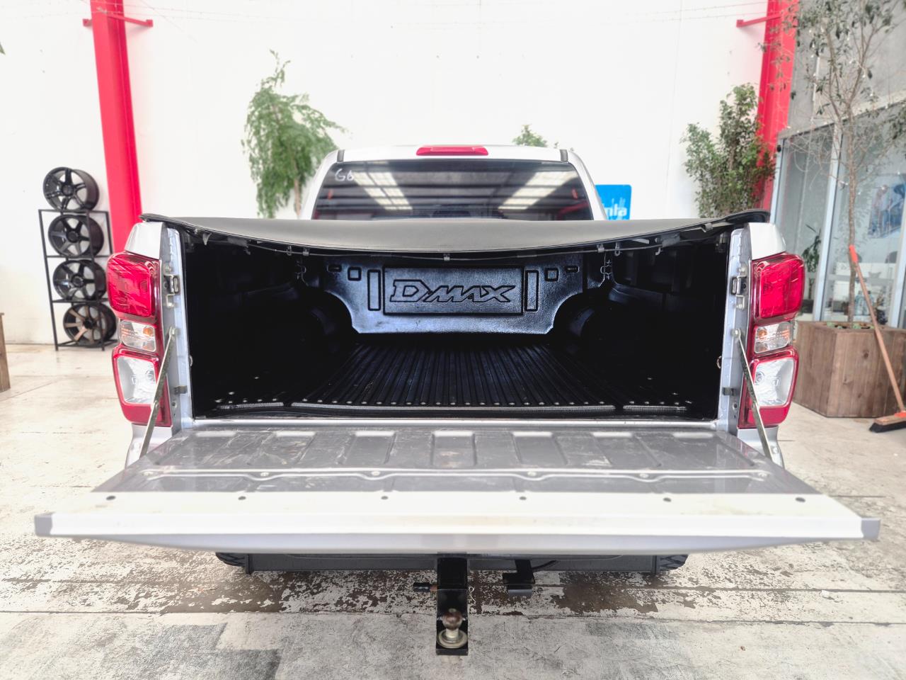2020 Isuzu D-Max thumbnail