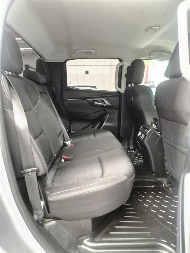 2020 Isuzu D-Max thumbnail