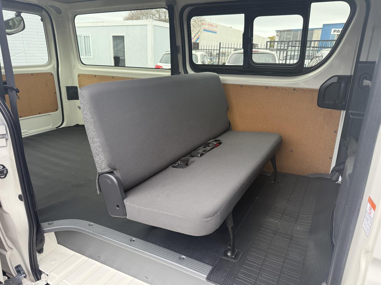 2018 Toyota Hiace thumbnail