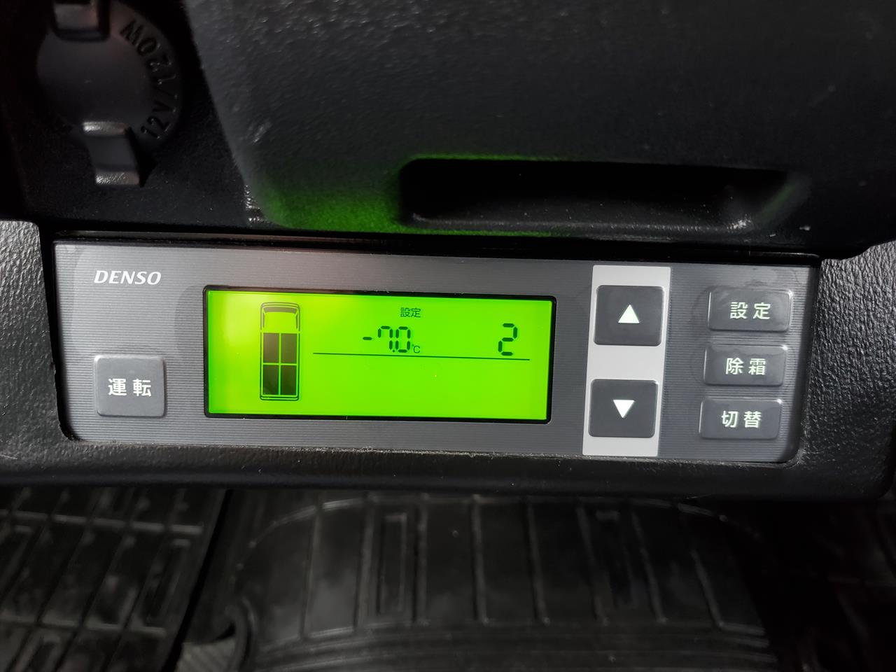 2021 Toyota Hiace thumbnail