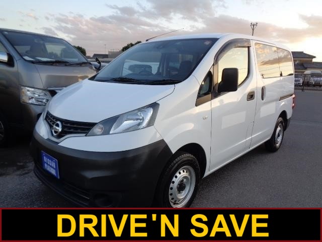 2021 Nissan NV200 thumbnail