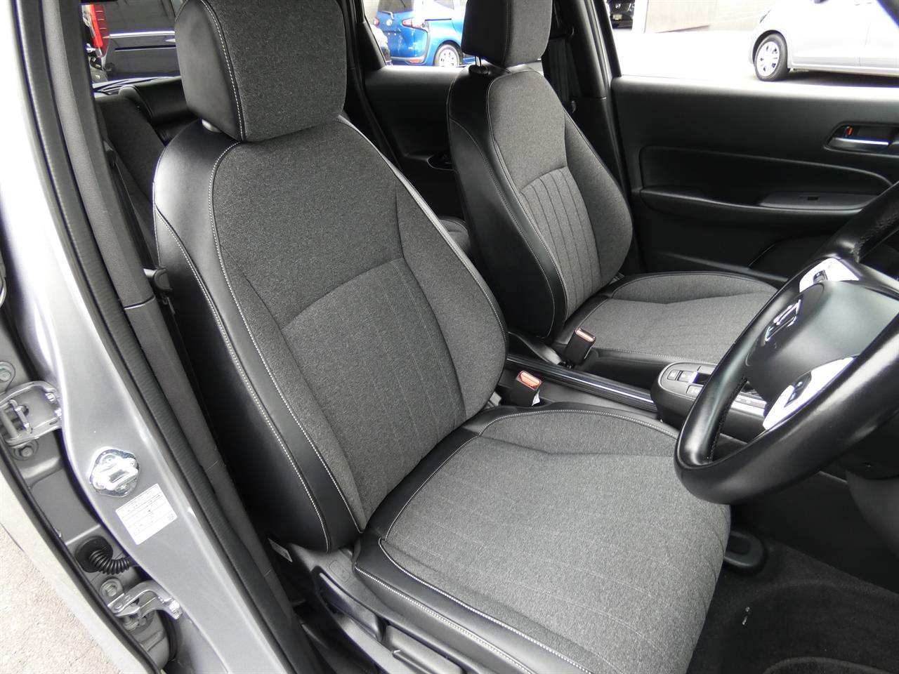 2021 Honda FIT thumbnail
