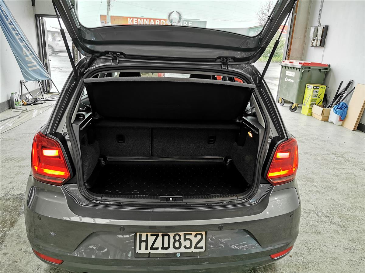 2015 Volkswagen Polo thumbnail