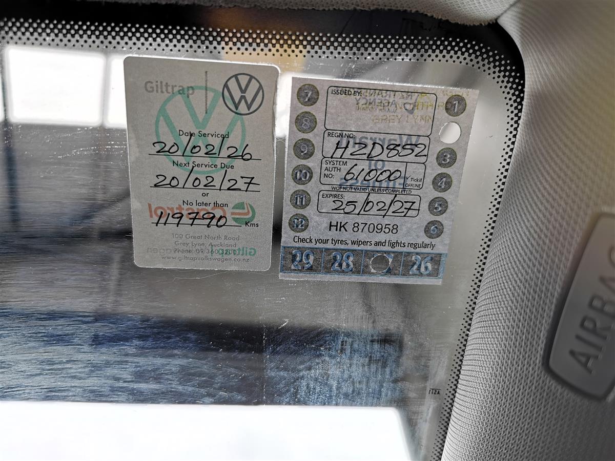 2015 Volkswagen Polo thumbnail